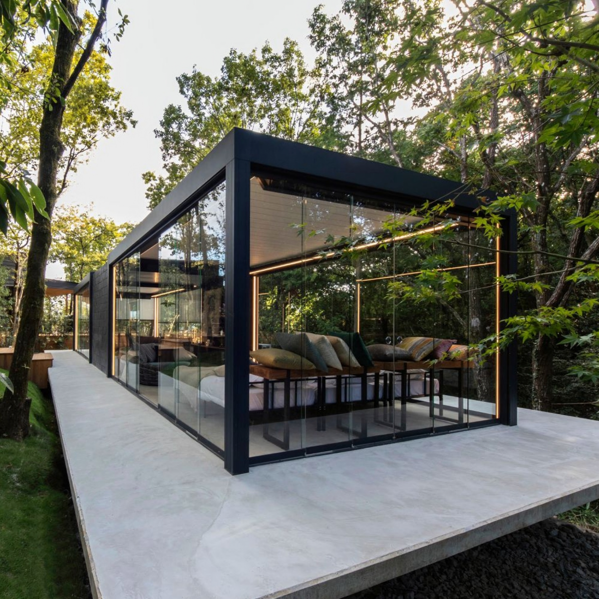 Flat Roof Sunroom | Aluminum Sunroom Manufacturer | Puniking